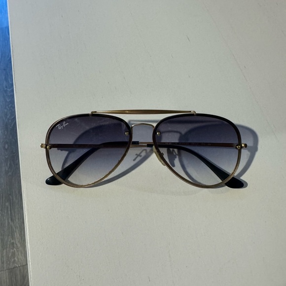 Raybans - Picture 3 of 6